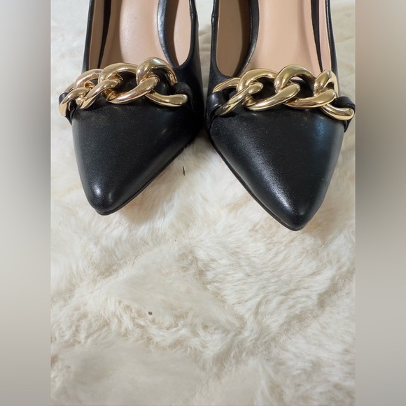 Black heels with chain - Picture 7 of 7